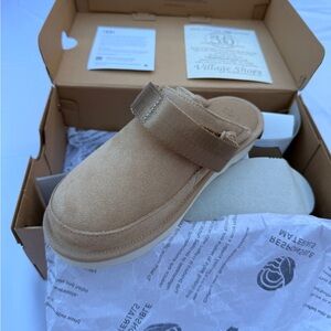 UGG Kids Goldenstar Clog
